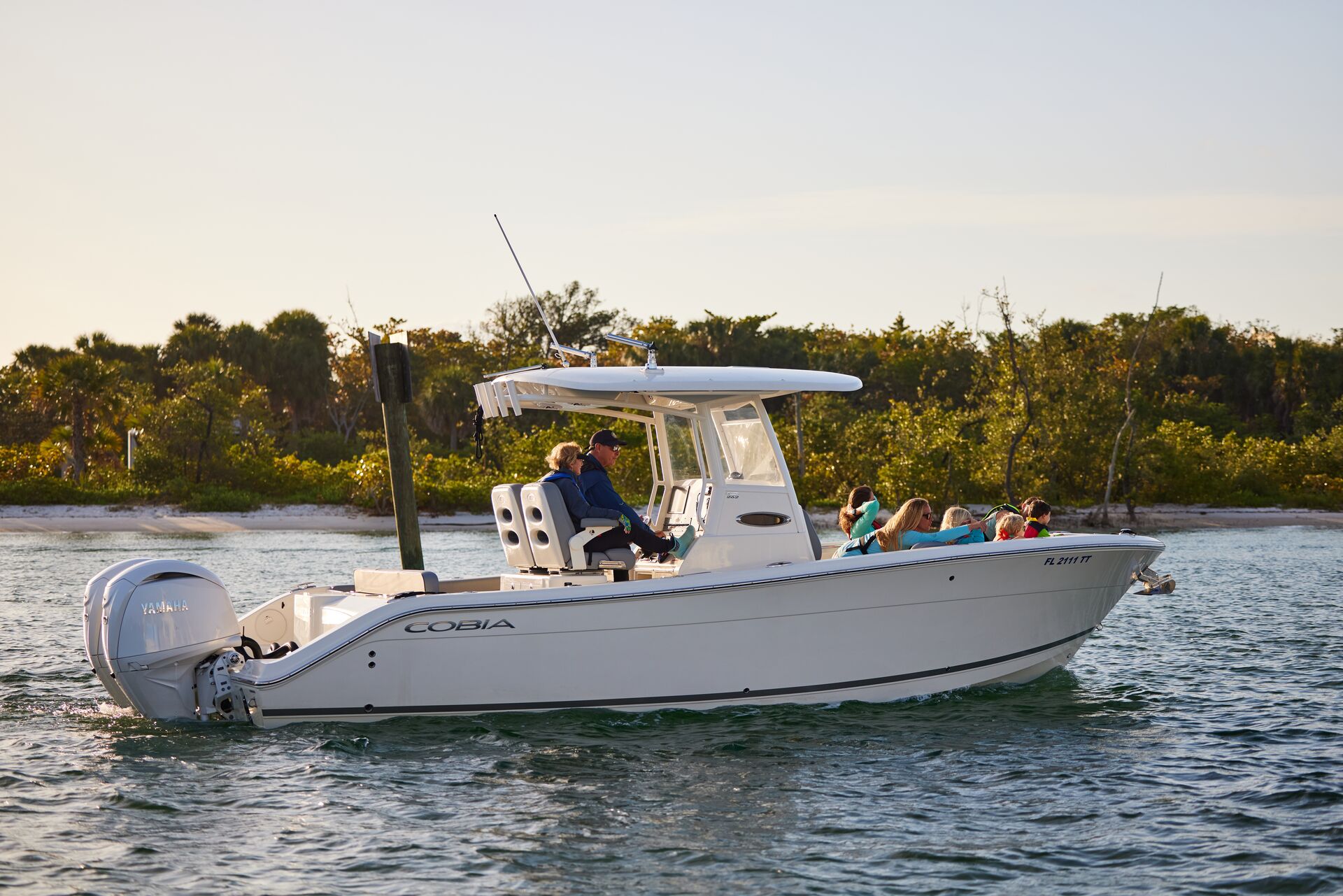 A view of the starboard side of a boat on the water, understanding boating terminology concept. 